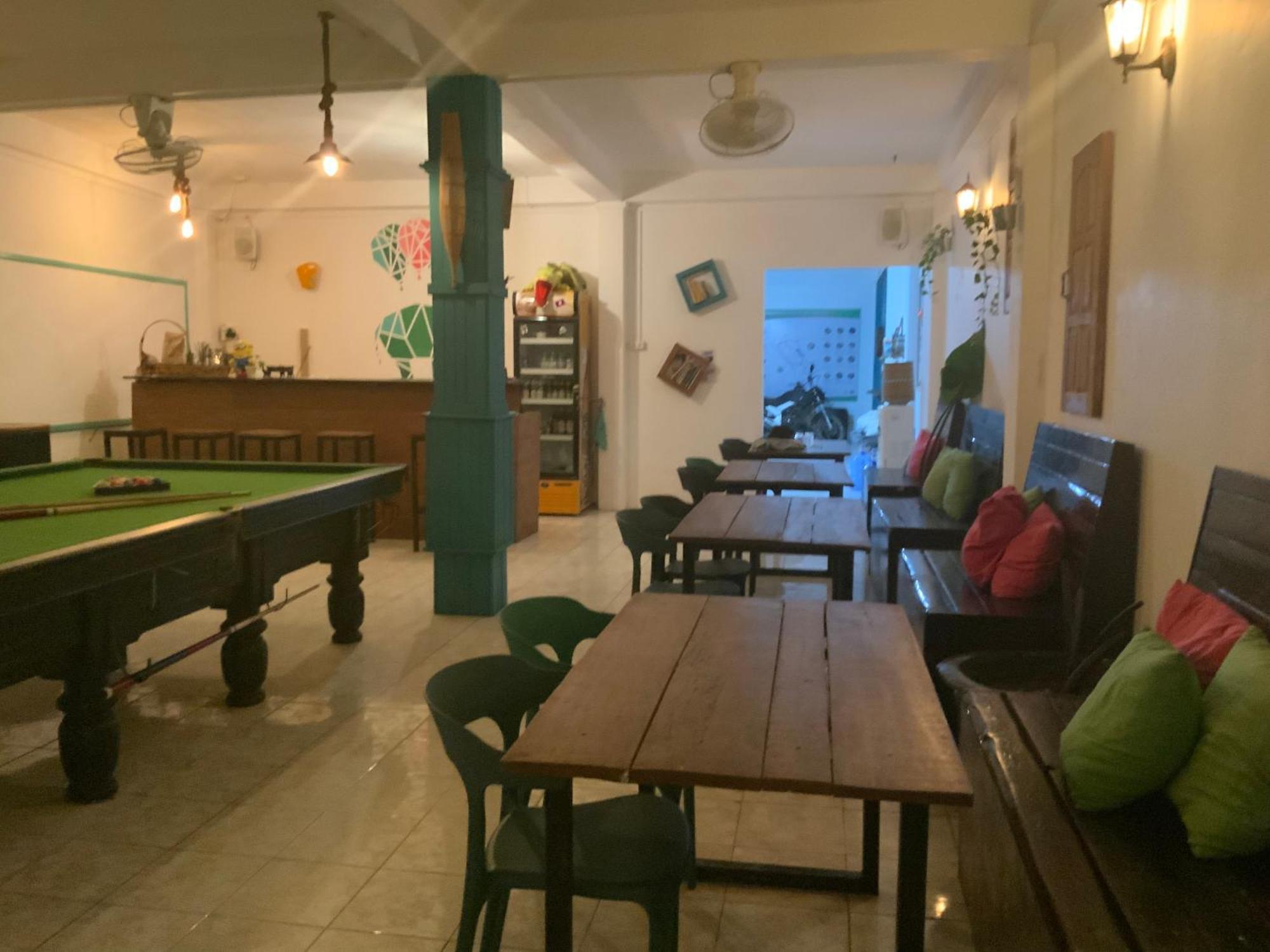 La Casa - Thakhek Hostel Bagian luar foto